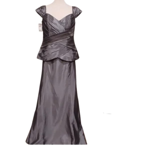 Alfred Angelo Style 7246 "Carbon" 2 Piece Taffeta Gown NEW- Sz. 14 - Picture 3 of 14